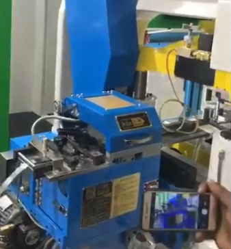 明勖衝床配91香蕉国产线观看免费夾式香蕉污视频下载在印度展會衝壓現場