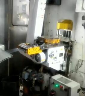 高速夾式香蕉污视频下载衝壓視頻